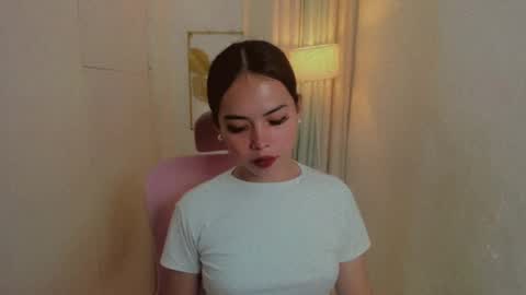 Snapshot of asian_pinay_oldlover chatting on July 12, 2026, 4:20 pm Angel online show from July 12, 2026, 4:20 pm