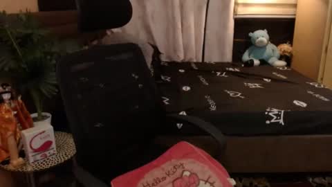 Snapshot of asian_princess15 chatting on January 23, 2025, 10:22 am angela online show from January 23, 2025, 10:22 am