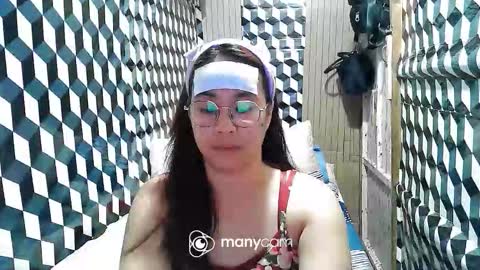 Trixie online show from March 2, 2026, 1:18 pm