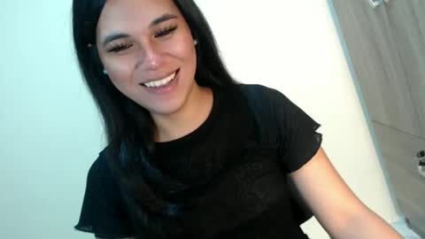 asianblk_barbiedoll online show from April 19, 2026, 4:17 pm