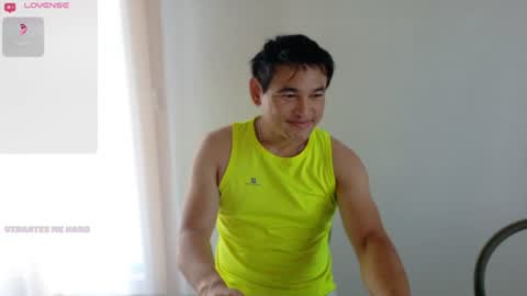 Snapshot of asianboy_sunny chatting on June 13, 2026, 4:10 am AsianBoy Sunny online show from June 13, 2026, 4:10 am