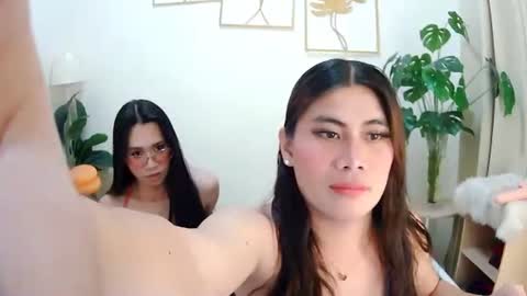 Snapshot of asianloreen24 chatting on June 22, 2026, 5:43 pm asianloreen24 online show from June 22, 2026, 5:43 pm