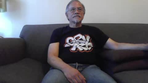 Snapshot of asianmixedman chatting on June 2, 2026, 1:18 am Asian Mixed Man online show from June 2, 2026, 1:18 am