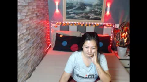 asiannosurrender online show from November 13, 2025, 1:43 pm