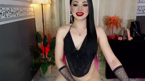 Snapshot of asiansexhunter chatting on April 21, 2026, 7:39 pm Ms. MONICA online show from April 21, 2026, 7:39 pm