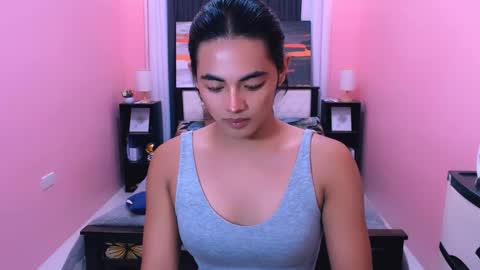 asianverstwink online show from May 30, 2026, 12:19 am