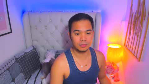 Zero online show from February 11, 2025, 6:44 pm