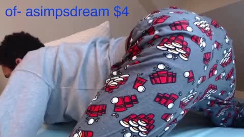 Snapshot of asimpsdream chatting on January 8, 2025, 2:14 pm asimpsdream online show from January 8, 2025, 2:14 pm