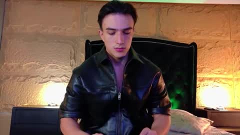 Snapshot of aslanfox_ chatting on June 4, 2026, 1:00 am Aslan online show from June 4, 2026, 1:00 am