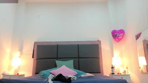  Aslhyn  online show from February 24, 2026, 11:41 am