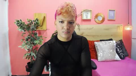 Snapshot of aslyhernandez chatting on February 25, 2026, 12:04 pm ASLY online show from February 25, 2026, 12:04 pm