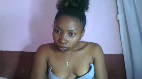 Snapshot of asmiraa chatting on November 28, 2025, 3:47 pm asmiraa online show from November 28, 2025, 3:47 pm