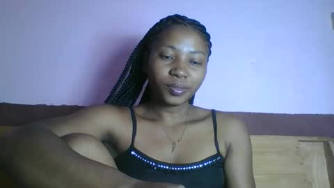 asmiraa online show from March 20, 2026, 3:11 am