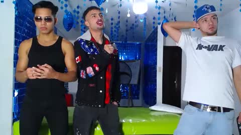 Snapshot of asmodeus7100 chatting on February 23, 2025, 12:19 am THOMAS AND DAMIAND online show from February 23, 2025, 12:19 am