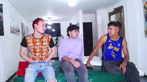 Snapshot of asmodeus7100 chatting on September 12, 2025, 5:46 pm THOMAS AND DAMIAND online show from September 12, 2025, 5:46 pm