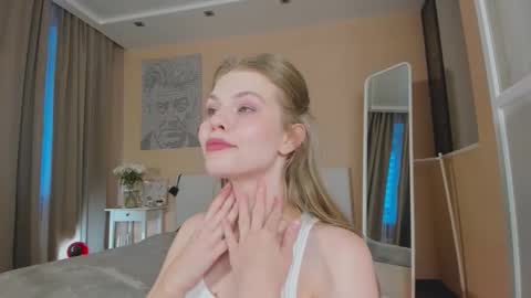 Sasha online show from October 15, 2025, 5:29 am