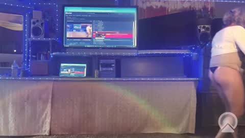 Snapshot of ass_so_sweet chatting on May 31, 2026, 11:06 pm SIR WILLIAM online show from May 31, 2026, 11:06 pm
