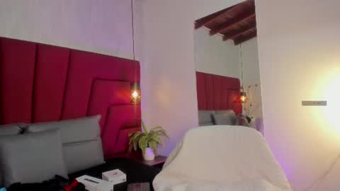 Snapshot of asshley_cute chatting on July 7, 2026, 7:40 pm instagramsoofiaa giraldo online show from July 7, 2026, 7:40 pm