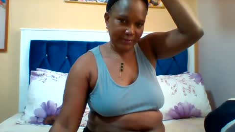 Snapshot of assqueen4 chatting on July 23, 2026, 4:43 am FLORAH DANIEL online show from July 23, 2026, 4:43 am