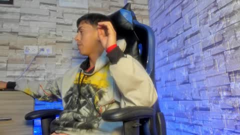 Snapshot of astaroth_blaze chatting on September 20, 2025, 5:08 am Derek online show from September 20, 2025, 5:08 am