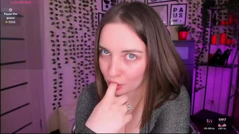 Snapshot of astarte_aste chatting on April 23, 2026, 12:29 pm astarte_aste online show from April 23, 2026, 12:29 pm