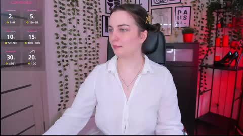 Snapshot of astarte_aste chatting on April 30, 2026, 10:43 am astarte_aste online show from April 30, 2026, 10:43 am