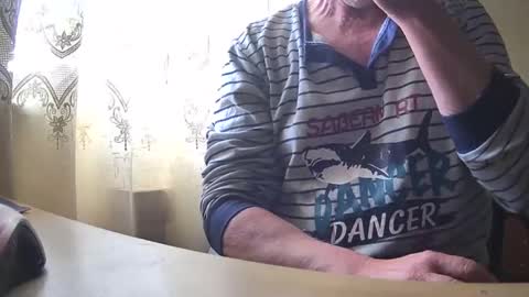 astelover online show from March 15, 2026, 1:28 pm