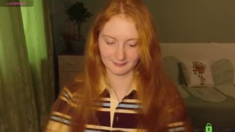 Snapshot of astoria_ross_ chatting on June 15, 2026, 3:03 pm Astoria online show from June 15, 2026, 3:03 pm