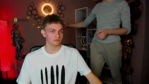 astren online show from April 2, 2026, 7:11 pm