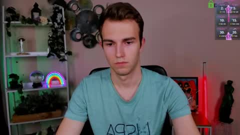 astren online show from April 7, 2026, 6:08 pm