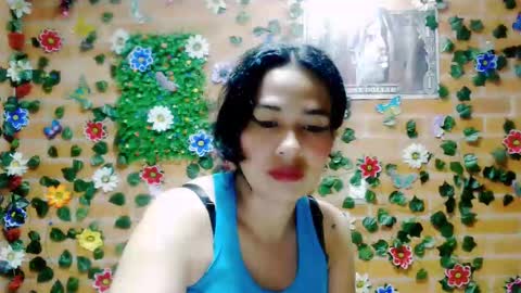 astrid_hauser66 online show from September 23, 2025, 4:37 am