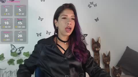 Snapshot of astrid_miller_1 chatting on April 28, 2026, 7:02 am Astrid online show from April 28, 2026, 7:02 am