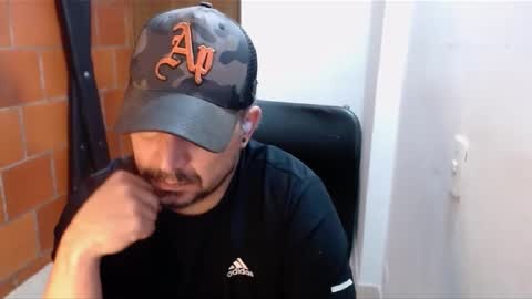 Snapshot of astton_nick chatting on February 13, 2025, 5:26 am Nick Astton online show from February 13, 2025, 5:26 am
