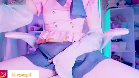 Snapshot of asuka_langleysoryu chatting on February 9, 2026, 11:09 pm Bonnie online show from February 9, 2026, 11:09 pm