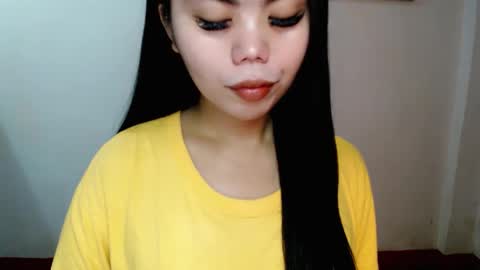 asuna_charming online show from February 11, 2026, 7:02 am