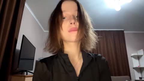 Asuna online show from March 24, 2026, 8:36 pm