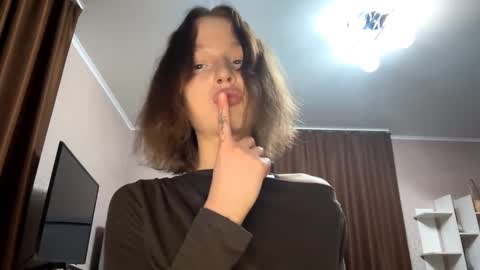 Asuna online show from March 27, 2026, 10:31 pm