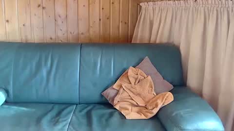 asusandy online show from February 18, 2025, 2:06 pm