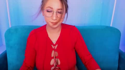 AsyaPink online show from September 17, 2025, 8:27 am