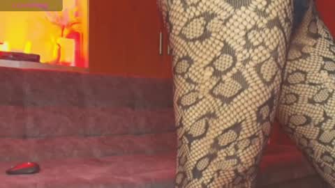 Snapshot of atenea_fit chatting on April 2, 2026, 10:02 am atenea_fit online show from April 2, 2026, 10:02 am