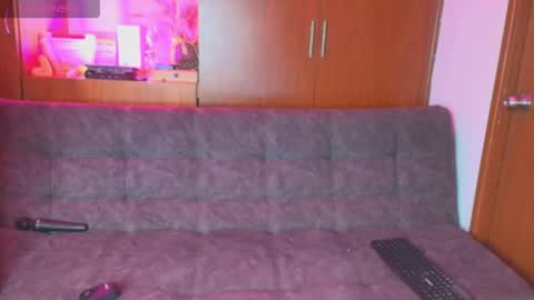 Snapshot of atenea_fit chatting on April 25, 2026, 2:14 am atenea_fit online show from April 25, 2026, 2:14 am