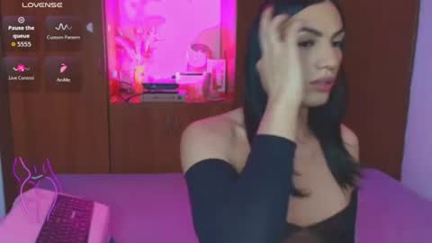 atenea_fit online show from July 14, 2026, 6:18 am