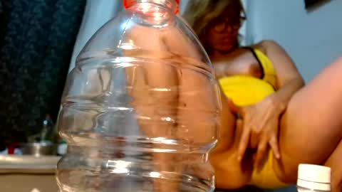 Snapshot of atenea_hot5 chatting on July 8, 2026, 7:40 pm LILIANA online show from July 8, 2026, 7:40 pm