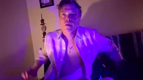 jonnyandrew online show from March 1, 2026, 3:14 pm