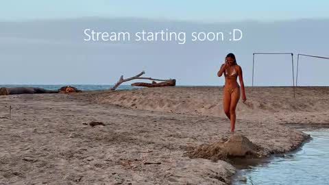 Snapshot of athena_makri05 chatting on September 11, 2025, 1:49 am ATENEA MAKRI online show from September 11, 2025, 1:49 am