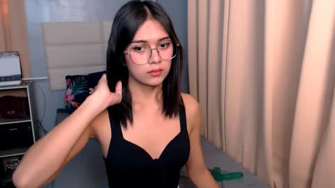 Ady online show from March 11, 2025, 11:26 pm