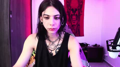 Snapshot of atheneoo_ chatting on May 6, 2026, 5:57 am athenauwu online show from May 6, 2026, 5:57 am