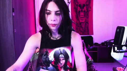 Snapshot of atheneoo_ chatting on June 9, 2026, 2:23 am athenauwu online show from June 9, 2026, 2:23 am