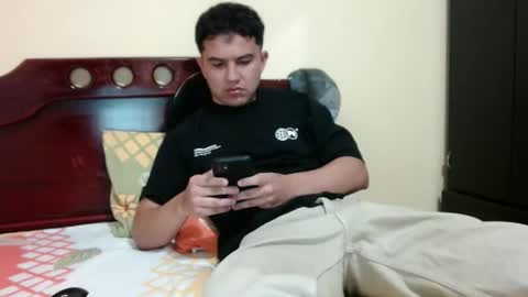 Robin online show from February 1, 2026, 1:59 am