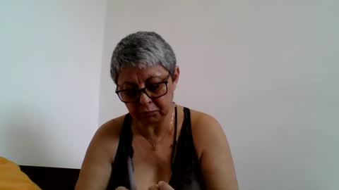 Snapshot of atikaarea chatting on June 2, 2026, 7:43 am atikaarea online show from June 2, 2026, 7:43 am